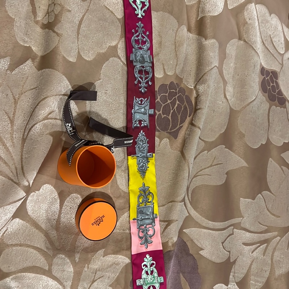 Hermes Twillies, BNIB - Two Identical